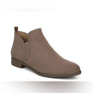 ❤️FINAL SALE❤️ Dr. Scholl’s Brown Ramble Perforated Ankle Booties Size 6M